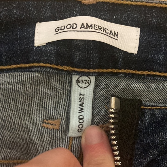 Good American Good Waist Zipper Detail Jeans - Picture 4 of 14